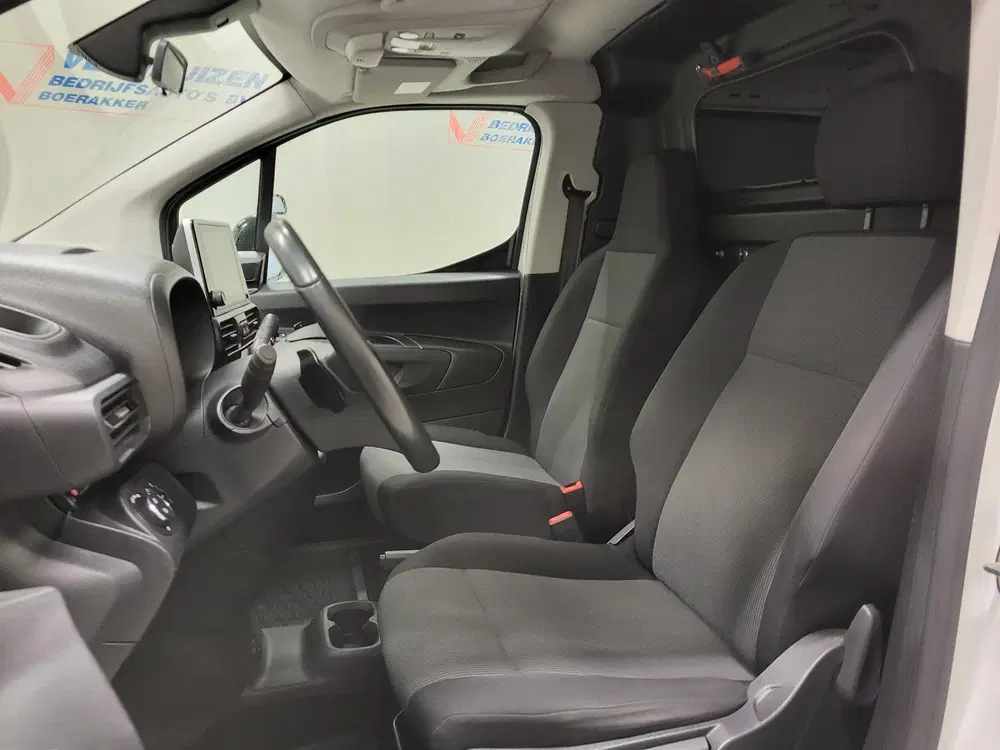 Opel Combo 1.5D 130pk L2 uit 2021, foto 5