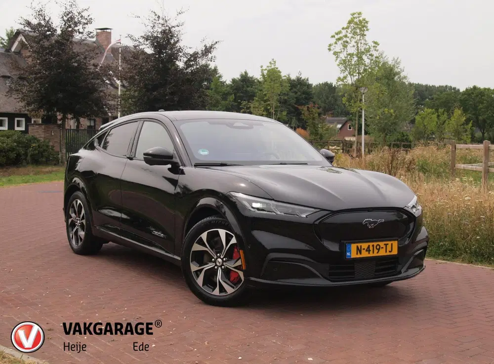 Ford Mustang Mach-E Extended AWD 98 kWh uit 2021