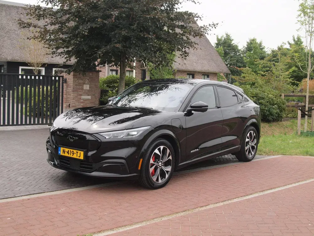 Ford Mustang Mach-E Extended AWD 98 kWh uit 2021, foto 6