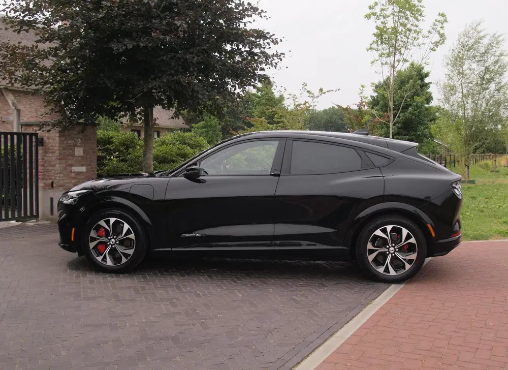 Ford Mustang Mach-E Extended AWD 98 kWh uit 2021, foto 7