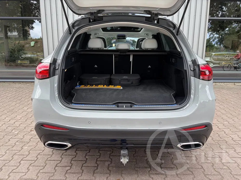 Mercedes-Benz GLC GLC 300e 4MATIC AMG Line Premium uit 2025, foto 15