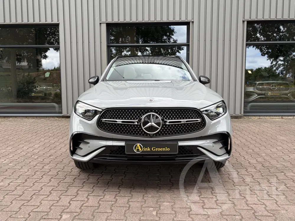 Mercedes-Benz GLC GLC 300e 4MATIC AMG Line Premium uit 2025, foto 2