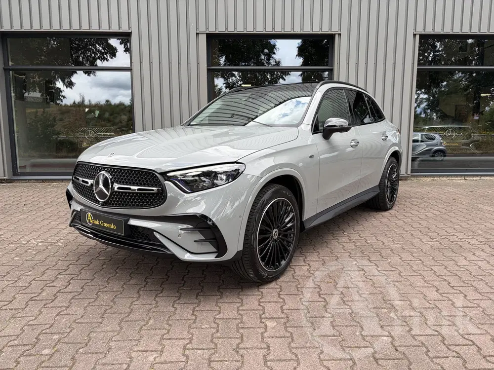 Mercedes-Benz GLC GLC 300e 4MATIC AMG Line Premium uit 2025, foto 3