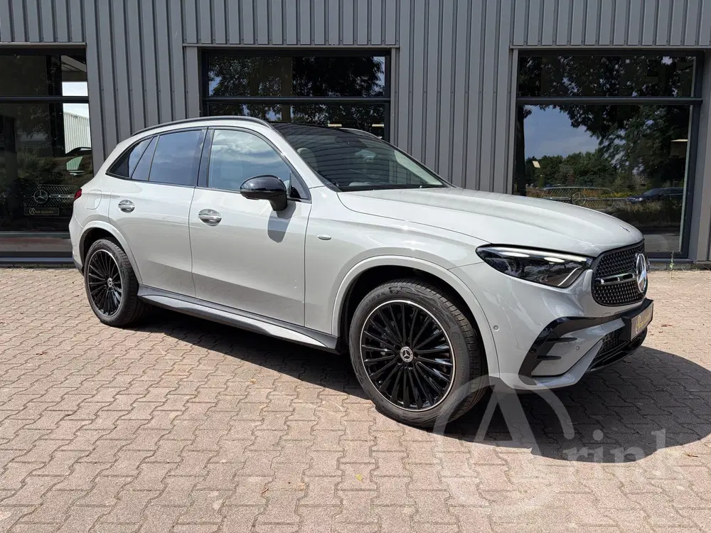 Mercedes-Benz GLC GLC 300e 4MATIC AMG Line Premium uit 2025, foto 9