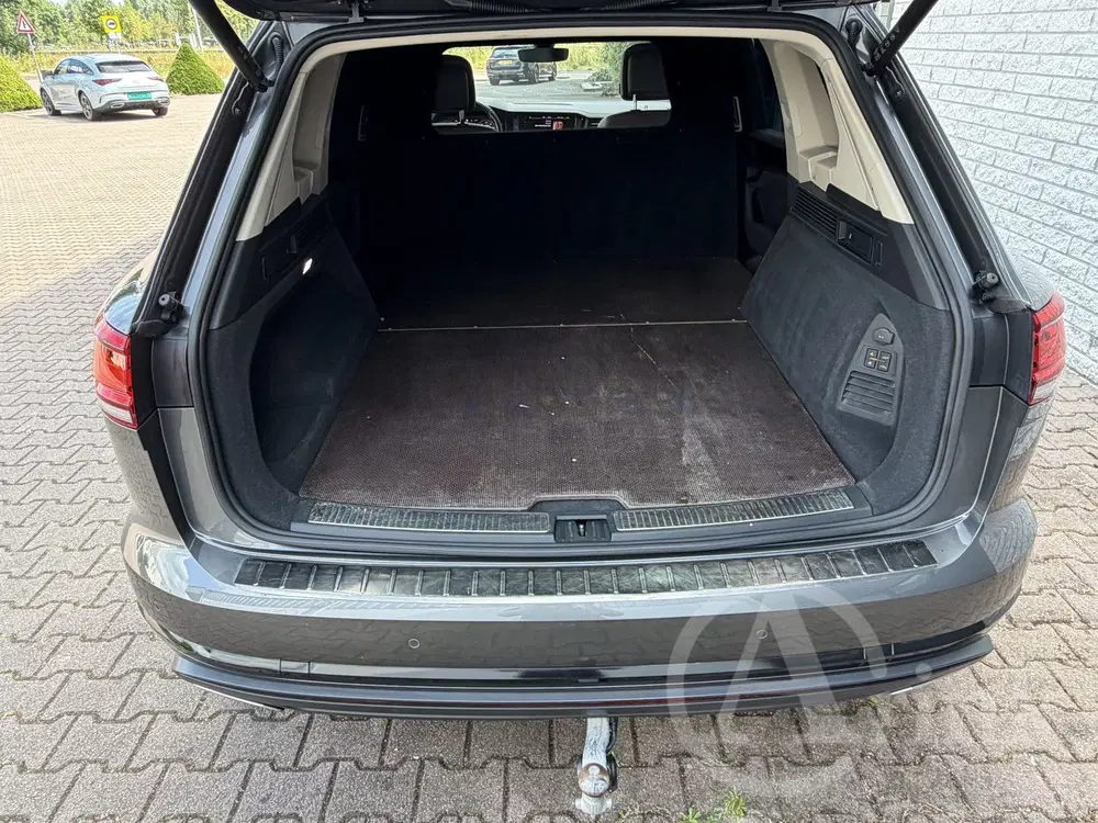 Volkswagen Touareg 3.0 TDI V6 GRIJSKENTEKEN 3.5T Trekhaak uit 2021, foto 11