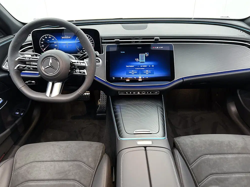 Mercedes-Benz E-Klasse 300 e Business Solution AMG uit 2026, foto 4