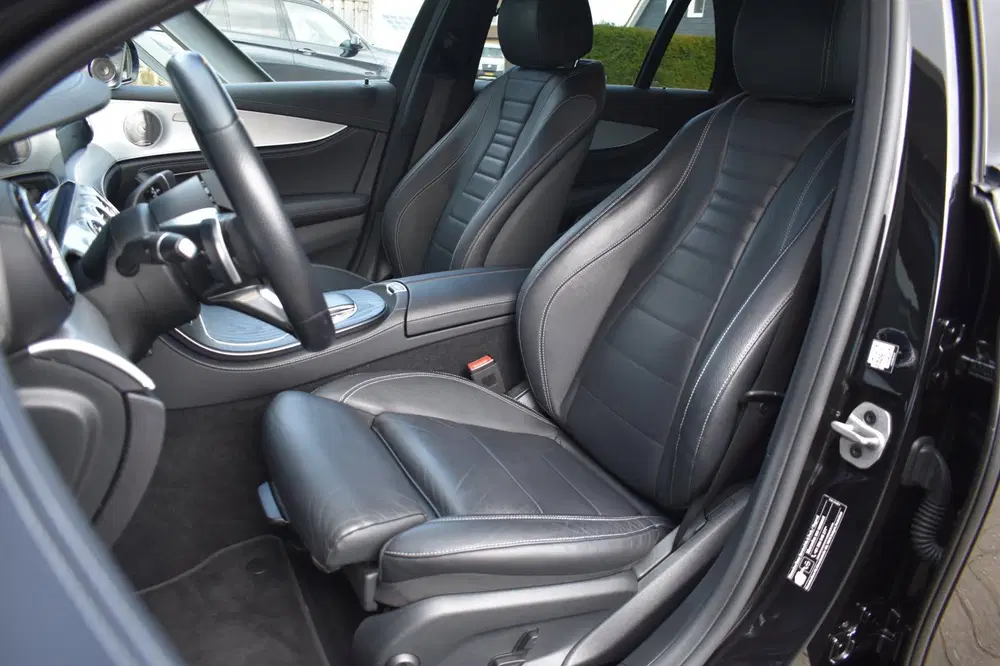Mercedes-Benz E-Klasse 200 AMG NIGHT uit 2022, foto 7