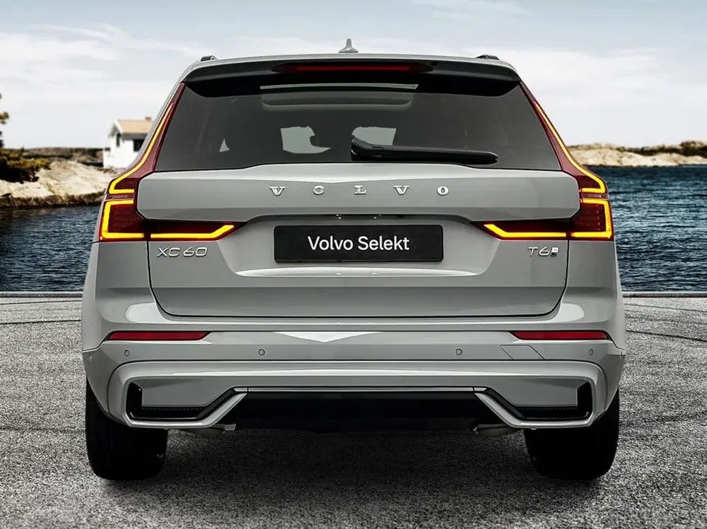 Volvo XC60 T6 398PK Recharge Ultra Dark uit 2026, foto 5