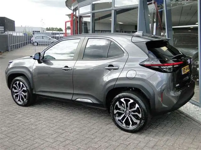 Toyota Yaris Cross 1.5 VVT-I Hybrid 115 Dynamic Led Adaptief uit 2023, foto 3