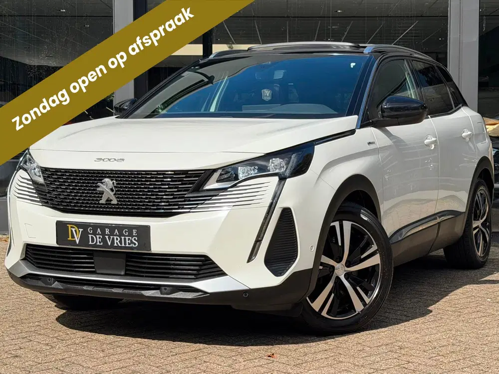 Peugeot 3008 1.6 HYbrid 225 GT Panoramadak ACC Lane Cam uit 2022