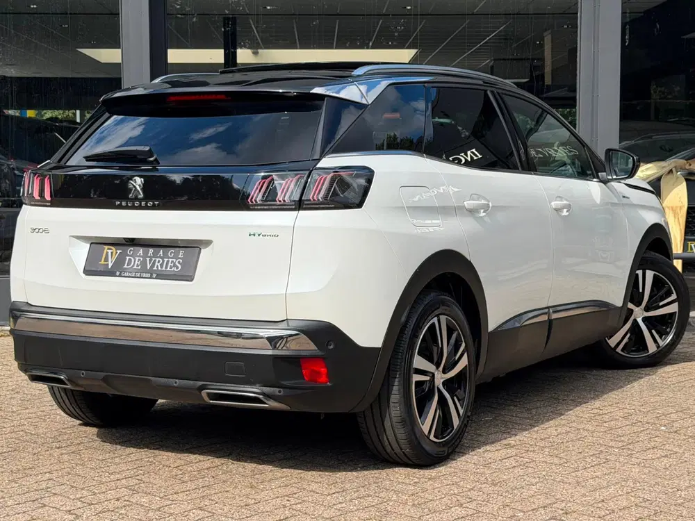 Peugeot 3008 1.6 HYbrid 225 GT Panoramadak ACC Lane Cam uit 2022, foto 3