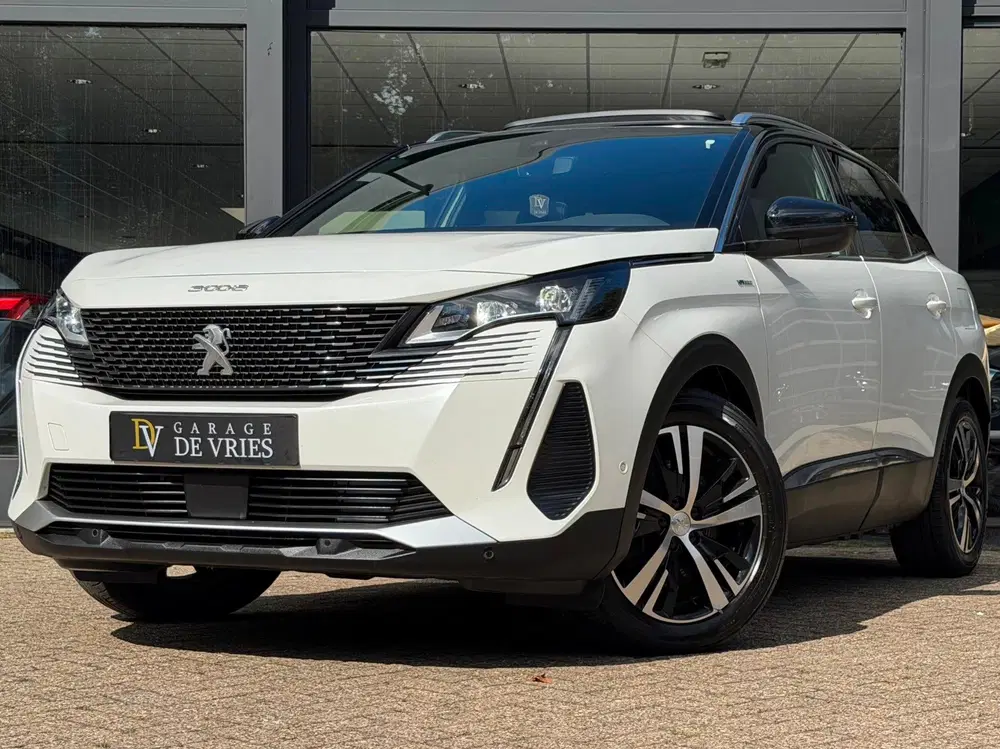 Peugeot 3008 1.6 HYbrid 225 GT Panoramadak ACC Lane Cam uit 2022, foto 6
