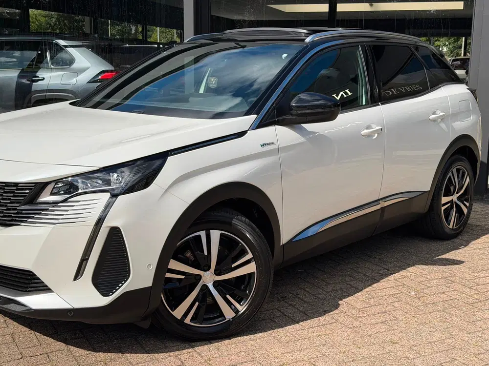 Peugeot 3008 1.6 HYbrid 225 GT Panoramadak ACC Lane Cam uit 2022, foto 8