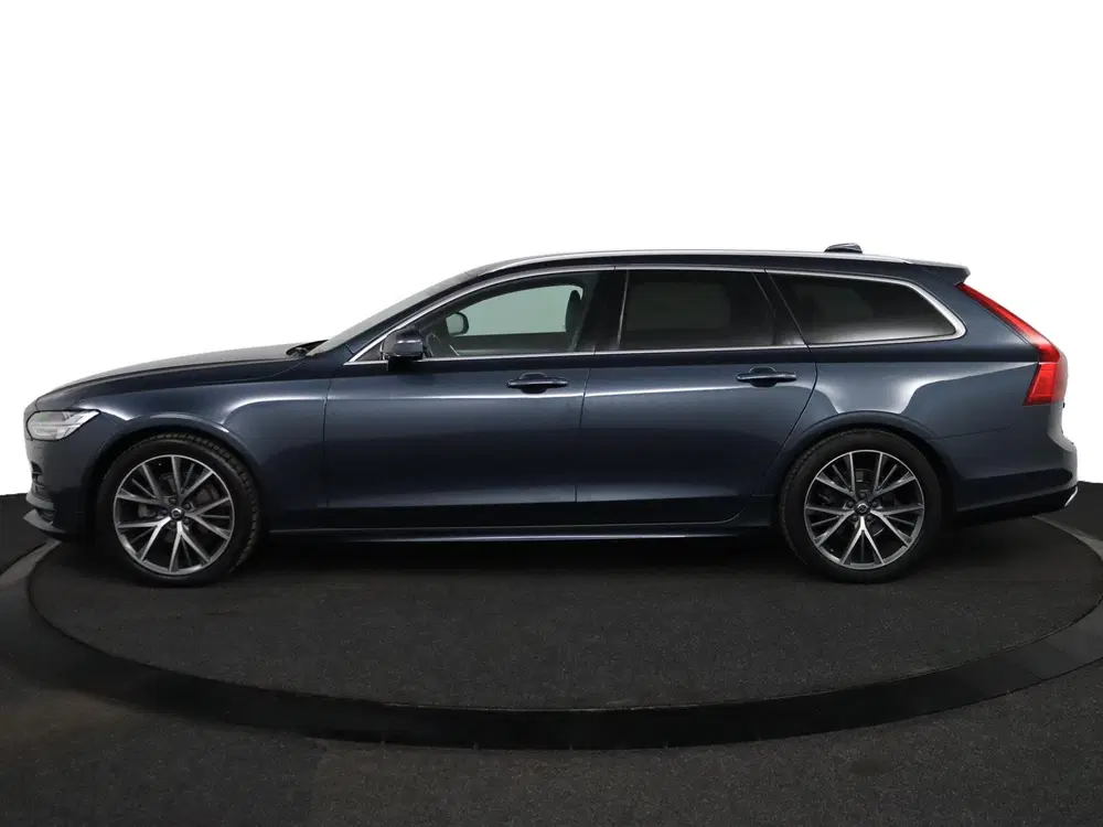 Volvo V90 2.0 T4 Inscription uit 2019, foto 2