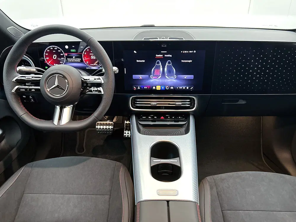Mercedes-Benz CLA Klasse 200 Business Solution AMG uit 2026, foto 4