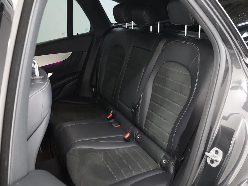 Mercedes-Benz GLC 300e 4MATIC Business Solution AMG uit 2022, foto 11