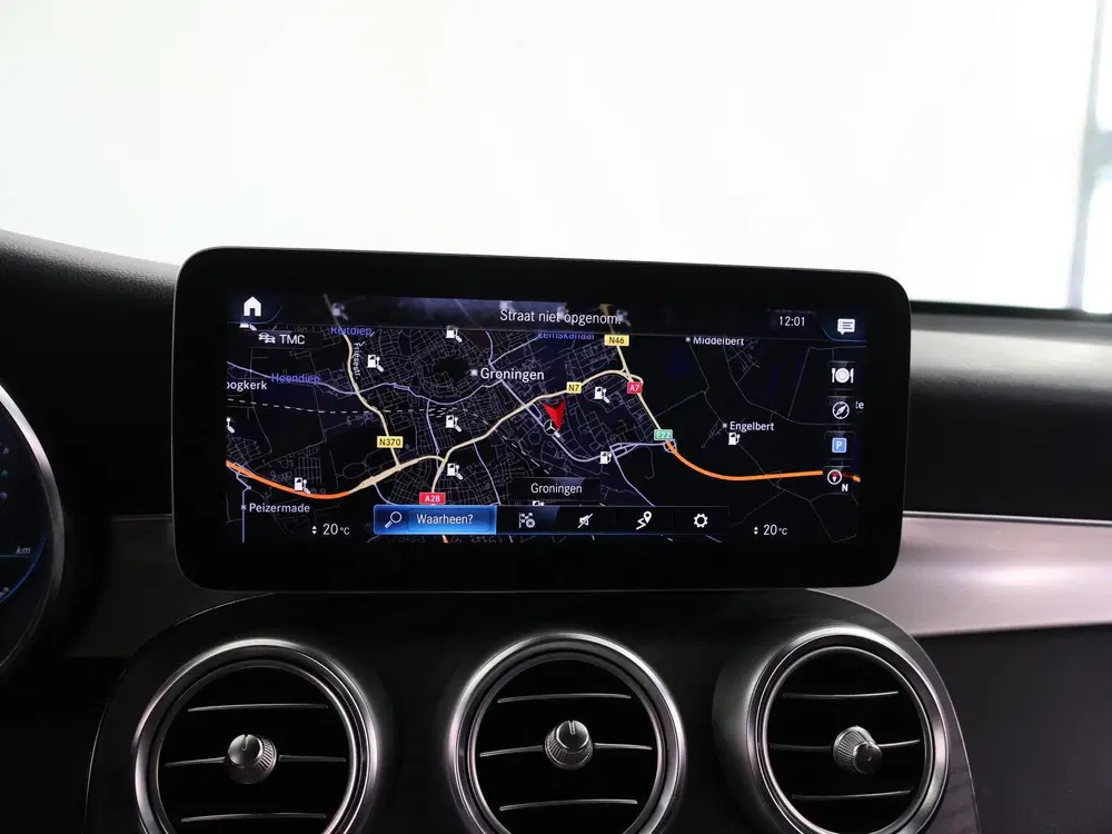 Mercedes-Benz GLC 300e 4MATIC Business Solution AMG uit 2022, foto 13