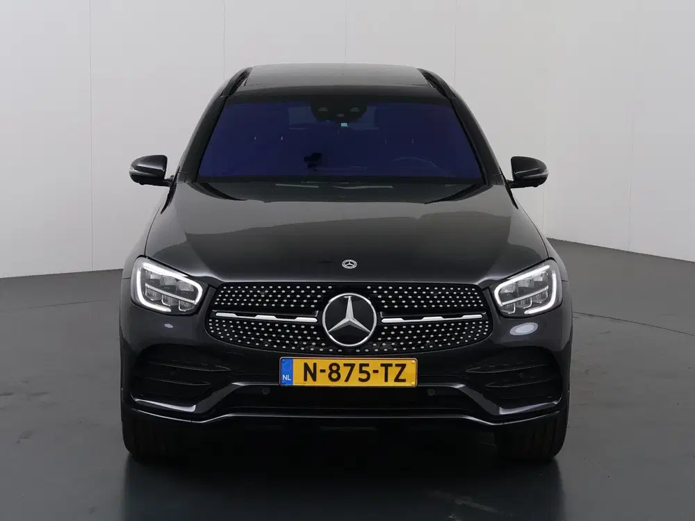Mercedes-Benz GLC 300e 4MATIC Business Solution AMG uit 2022, foto 3