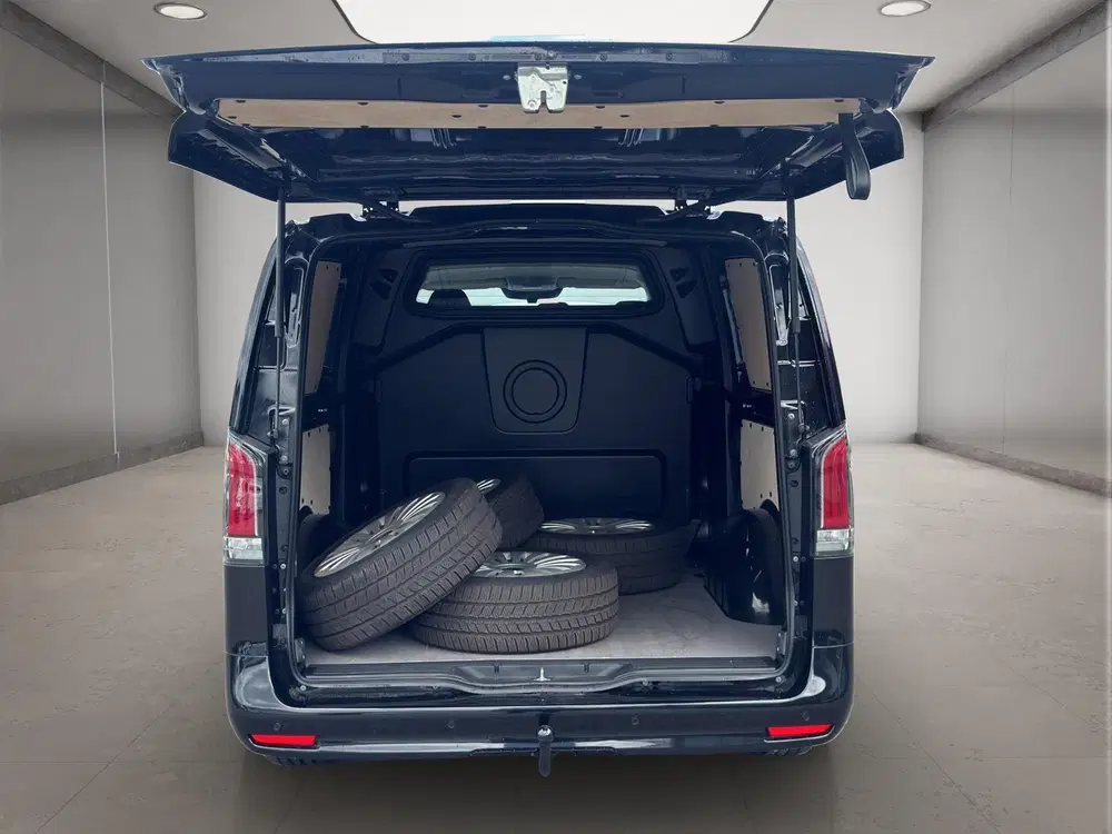 Mercedes-Benz Vito 116 L3 DC uit 2024, foto 10