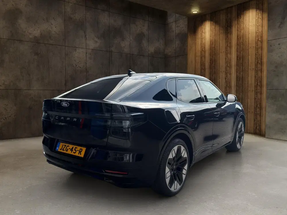 Ford Capri Style Standard Range RWD 170 PK 52 kWh uit 2026, foto 2