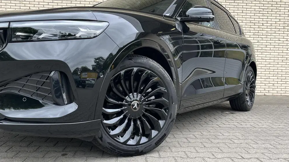 Voyah Free 4WD 106 kWh Business Trekhaak Black Line l uit 2025, foto 3