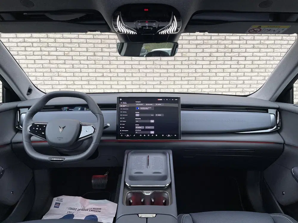 Voyah Courage Business Edition 80 kWh l Stoel verwarming uit 2026, foto 9