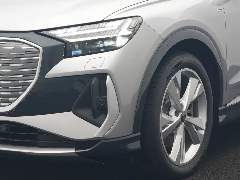 Audi Q4 e-tron 40 S Line 77 kWh 204pk Dealer O.H. uit 2024, foto 4