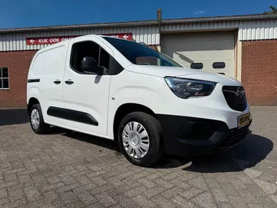 Opel Combo 1.5D L1H1 Edition euro 6 airco cruise uit 2021