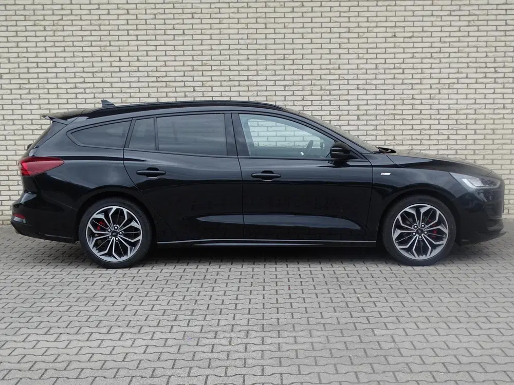 Ford Focus 1.0 EcoBoost Hybrid ST Line uit 2022, foto 5