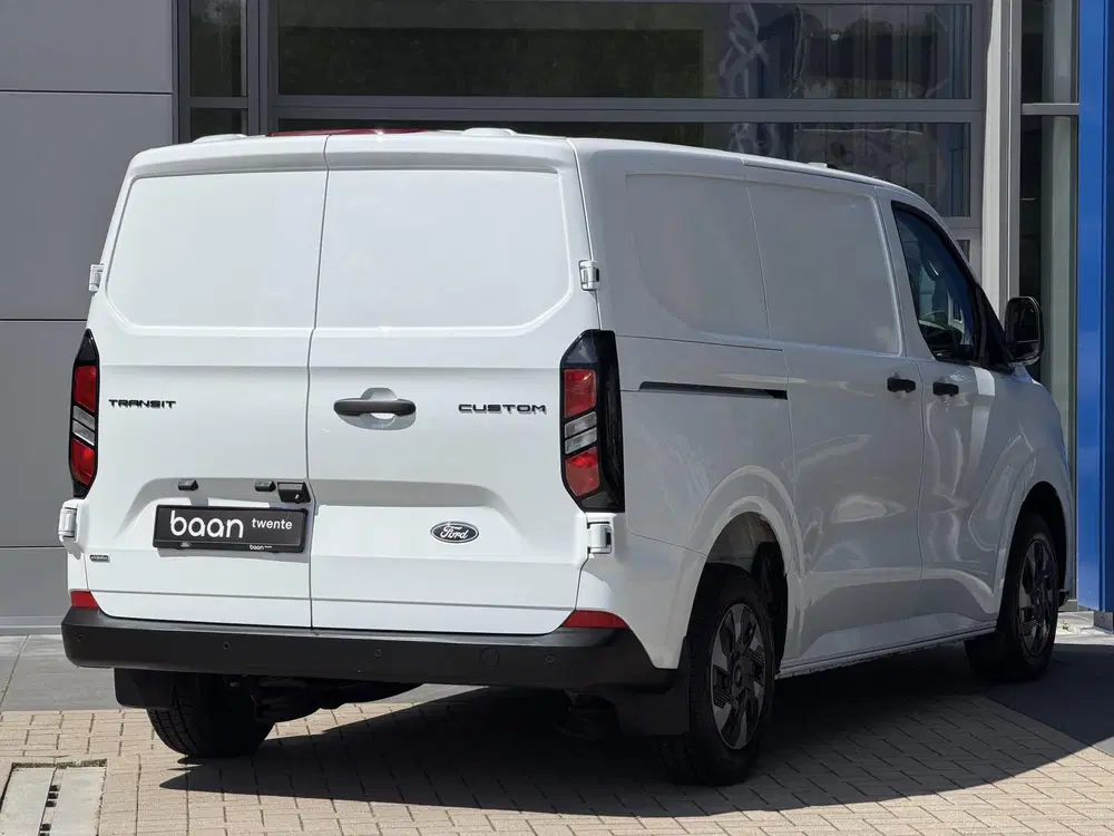 Ford Transit Custom 320 2.5 PHEV L1H1 Trend uit 2025, foto 2
