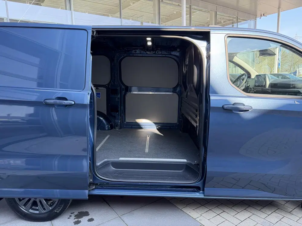 Ford Transit Custom 280 2.0 TDCI L1H1 Limited uit 2024, foto 6