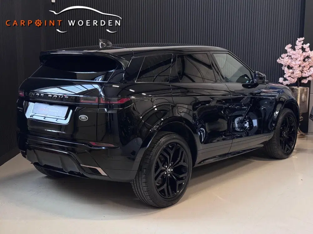 Land Rover Range Rover Evoque 2.0 D150 AWD R-Dynamic SE uit 2019, foto 2