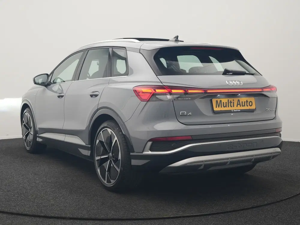 Audi Q4 e-tron 35 2x S Line 55 kWh 170pk Dealer O.H. uit 2021, foto 10