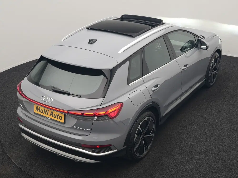 Audi Q4 e-tron 35 2x S Line 55 kWh 170pk Dealer O.H. uit 2021, foto 12
