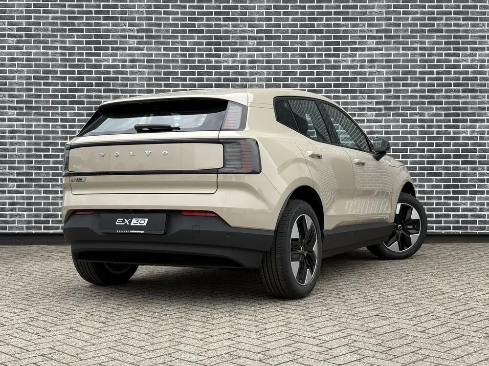 Volvo EX30 P3 Plus Europa 51 kWh uit 2026, foto 2
