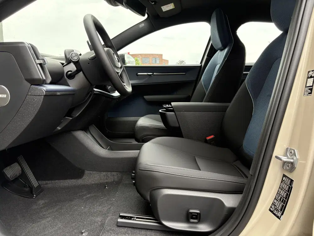 Volvo EX30 P3 Plus Europa 51 kWh uit 2026, foto 4