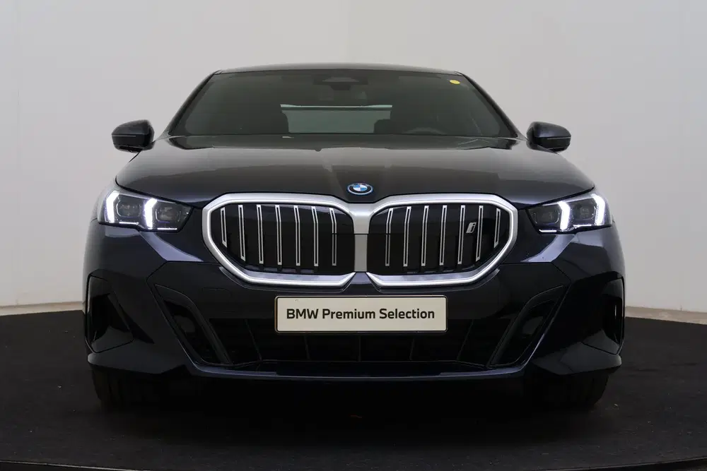BMW i5 eDrive40 M Sport uit 2026, foto 4