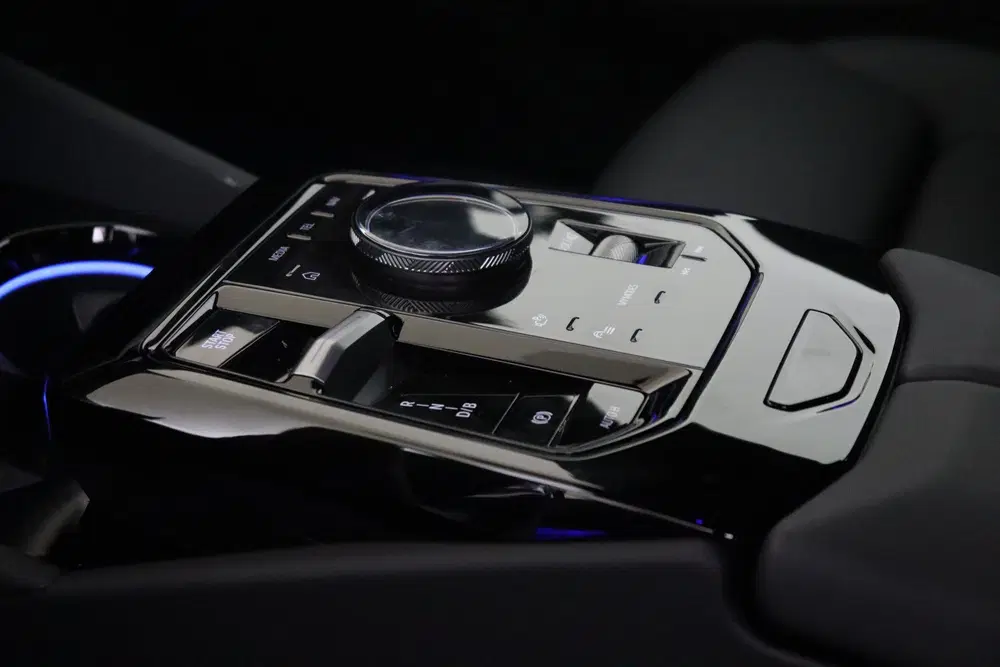 BMW i5 eDrive40 M Sport uit 2026, foto 6
