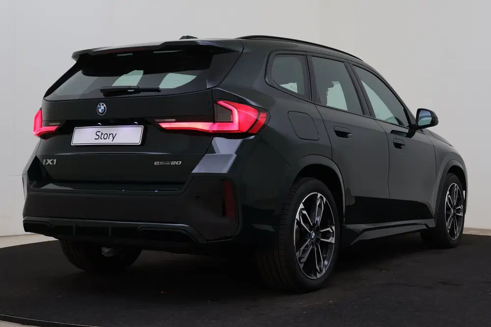 BMW iX1 eDrive20 M Sport uit 2026, foto 2