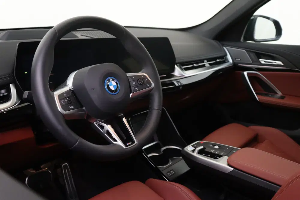 BMW iX1 eDrive20 M Sport uit 2026, foto 3