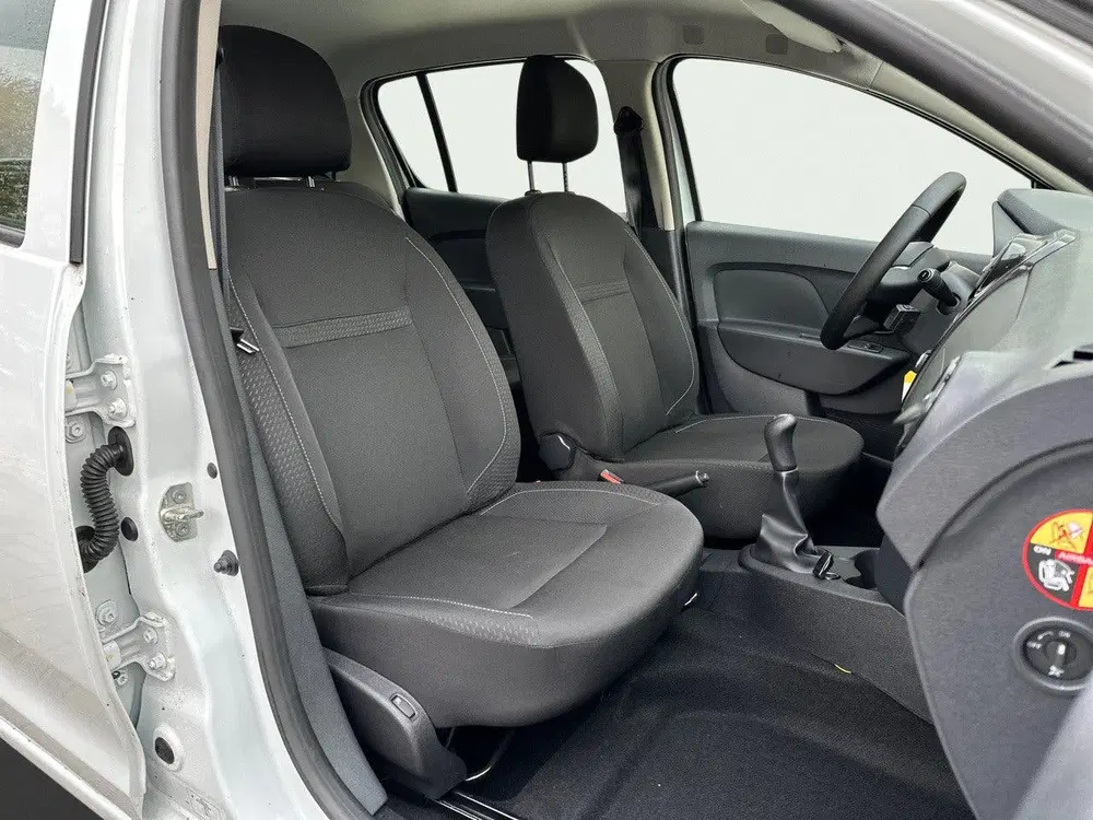 Dacia Sandero 0.9 TCe Essential uit 2020, foto 11