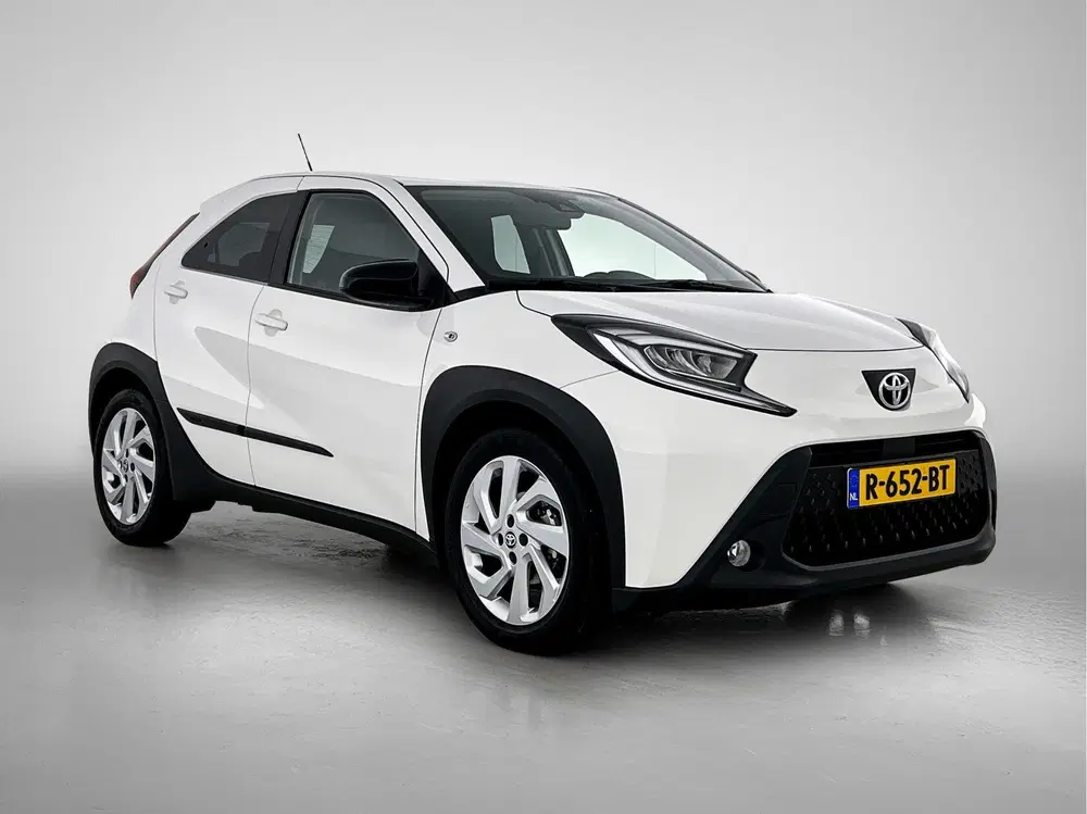 Toyota Aygo X 1.0 VVT-i MT first (bj 2022) uit 2022, foto 12