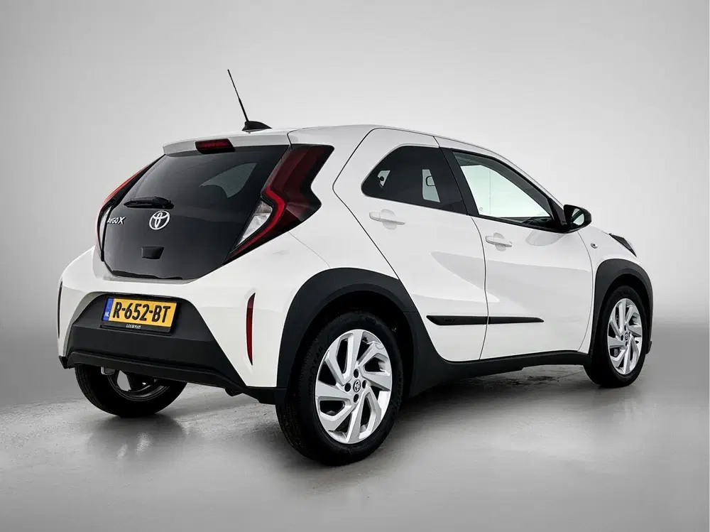 Toyota Aygo X 1.0 VVT-i MT first (bj 2022) uit 2022, foto 2