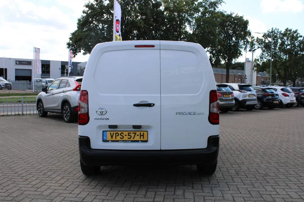 Toyota Proace City 1.5 D-4D Live ZIJSCHUIFDEUR RECHTS uit 2022, foto 8
