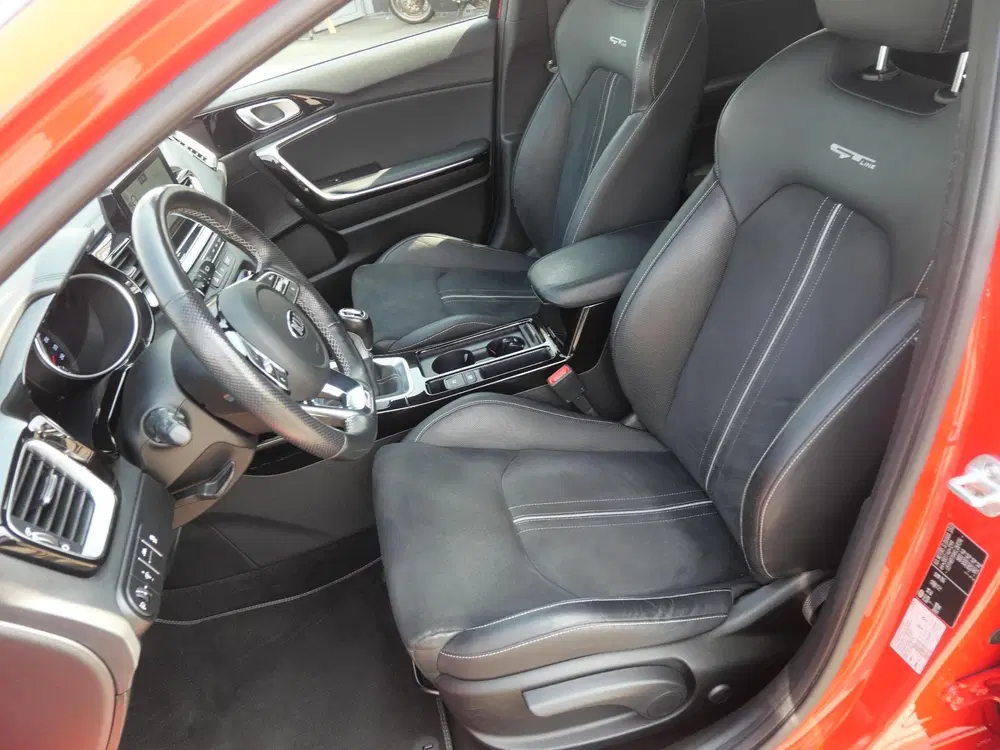 Kia Ceed 1.0 T-GDi GT-Line uit 2019, foto 8