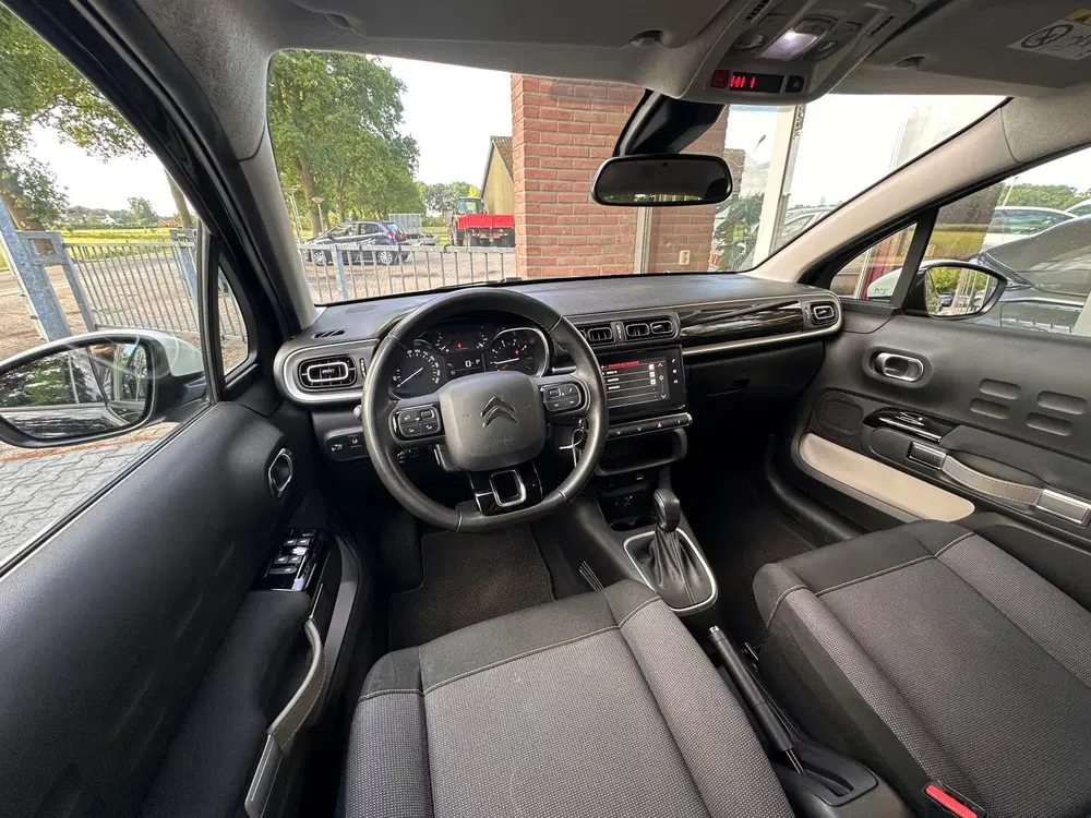 Citroën C3 Citroen C3 1.2 PureTech Nieuwe Distributie uit 2019, foto 2