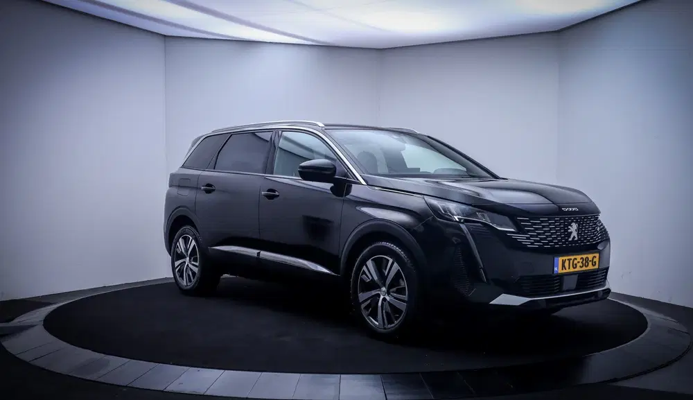 Peugeot 5008 1.2T Aut. 7P ALLURE Pack FULL LED uit 2023, foto 3