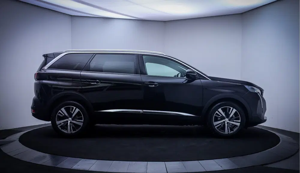 Peugeot 5008 1.2T Aut. 7P ALLURE Pack FULL LED uit 2023, foto 4