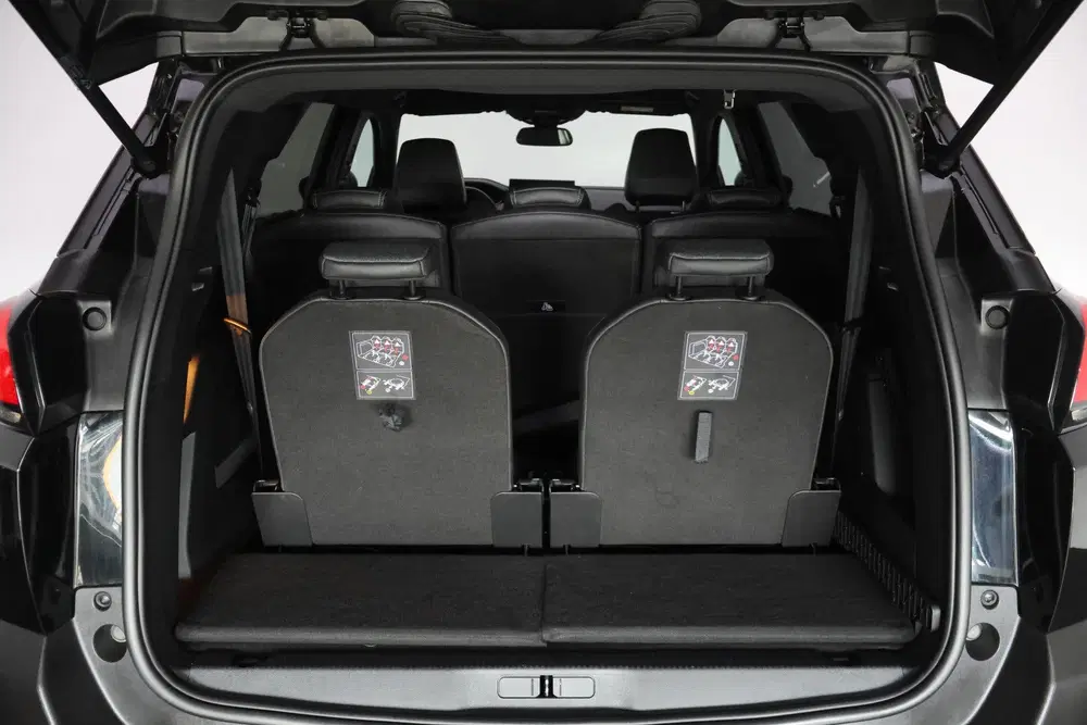 Peugeot 5008 1.2T Aut. 7P ALLURE Pack FULL LED uit 2023, foto 7