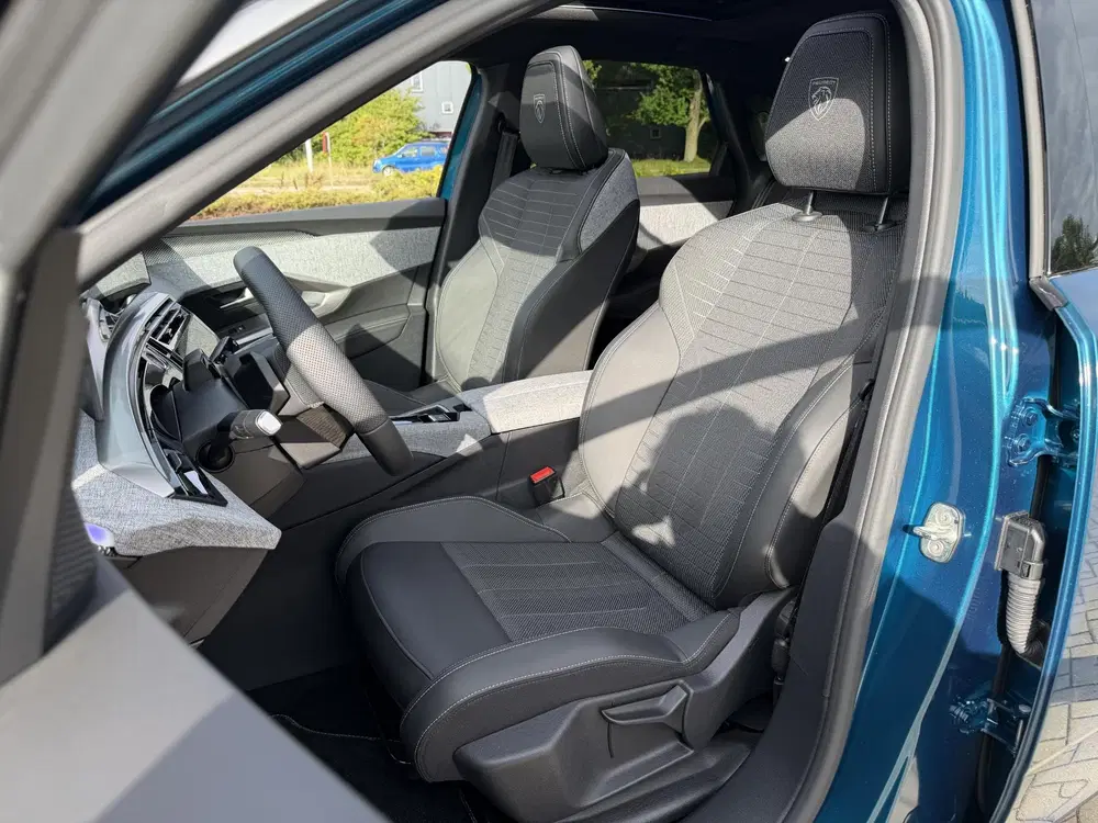Peugeot 3008 GT Long Range 230 97 kWh uit 2026, foto 2